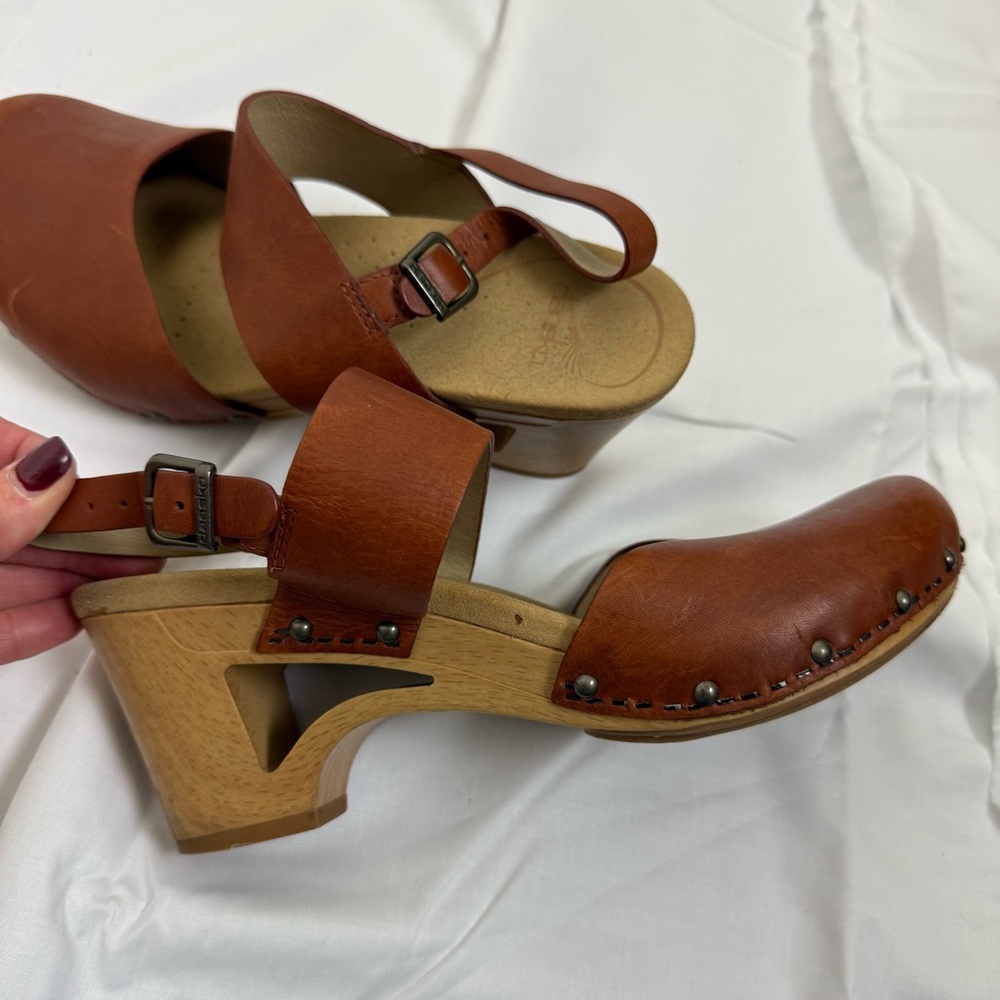 Dansko Thea Clog Brown Leather Cutout Heel Sz 40